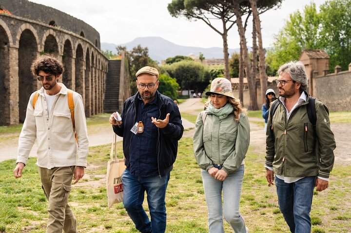 Guided tour of Pompeii ruins with wine tasting and lunch, traveling by high-speed train from Rome, photo 8 | wizardtrip