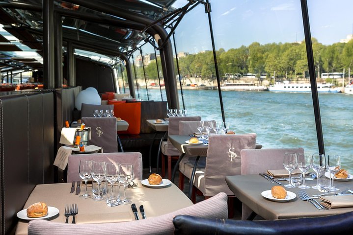 Gourmet frokostcruise på Seinen i Paris med udsigt over Eiffeltårnet, foto 9 | wizardtrip