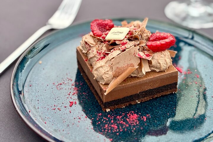 Gourmet frokostcruise på Seinen i Paris med udsigt over Eiffeltårnet, foto 17 | wizardtrip