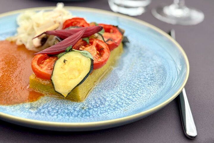 Gourmet frokostcruise på Seinen i Paris med udsigt over Eiffeltårnet, foto 26 | wizardtrip