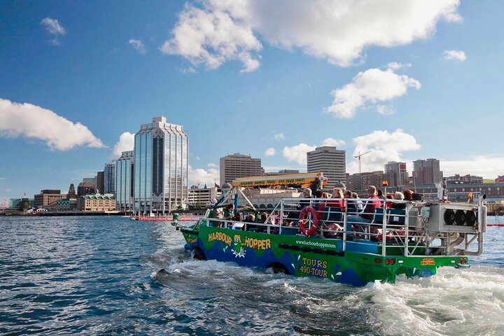 Halifax Harbour Hopper Tour | wizardtrip