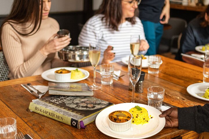 Eine lebendige Food-Tour, die das kulturelle und kulinarische Erbe Kapstadts erkundet, Foto 9 | wizardtrip