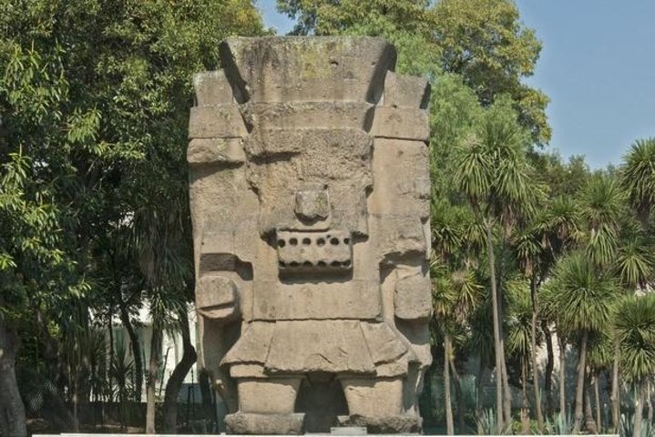 Guidet tur, der udforsker gamle artefakter og udstillinger på Mexicos Nationalmuseum for Antropologi, foto 7 | wizardtrip
