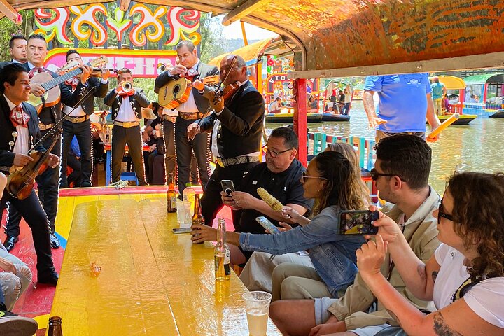 Entdecken Sie die lebendige Kultur Mexiko-Stadts: Frida Kahlos Kunst, die Kanäle von Xochimilco und das historische Coyoacán, Foto 50 | wizardtrip