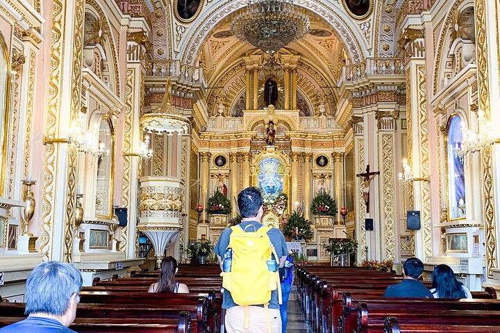 Excursion d'une journée complète explorant Puebla, Cholula et Tonantzintla, avec des pyramides, des églises et une architecture coloniale, photo 16 | wizardtrip
