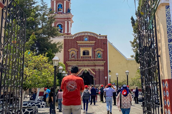Excursion d'une journée complète explorant Puebla, Cholula et Tonantzintla, avec des pyramides, des églises et une architecture coloniale, photo 23 | wizardtrip