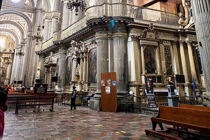 Excursion d'une journée complète explorant Puebla, Cholula et Tonantzintla, avec des pyramides, des églises et une architecture coloniale, photo 33 | wizardtrip
