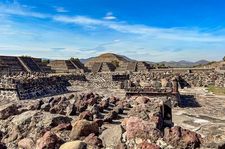 メキシコシティ発のガイド付き日帰りツアーで、メキシコの古代の驚異と文化的な名所を巡りましょう、写真7 | wizardtrip