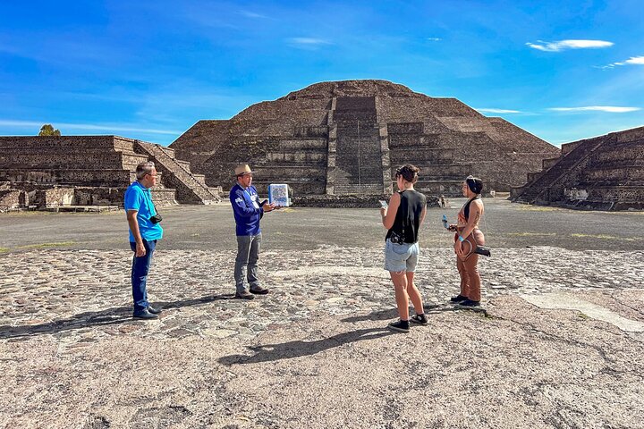 メキシコシティ発のガイド付き日帰りツアーで、メキシコの古代の驚異と文化的な名所を巡りましょう、写真15 | wizardtrip