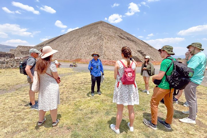 メキシコシティ発のガイド付き日帰りツアーで、メキシコの古代の驚異と文化的な名所を巡りましょう、写真42 | wizardtrip