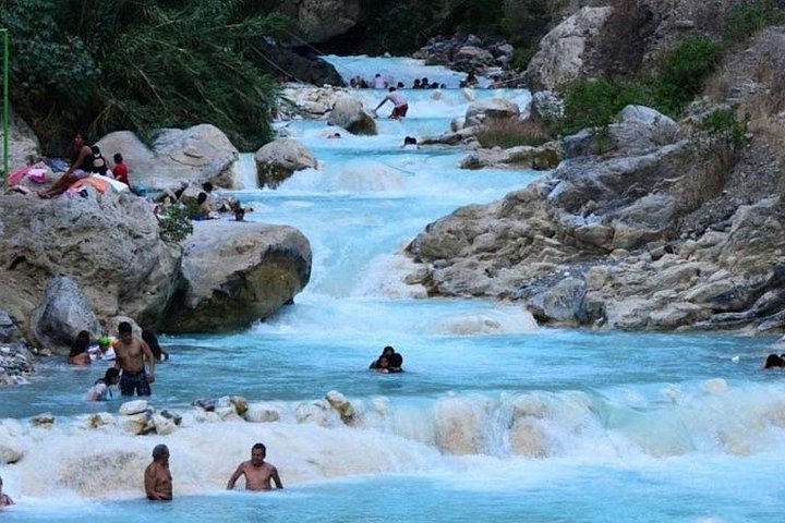Explora las impresionantes Grutas de Tolantongo, aguas termales y cascadas en un tour grupal, foto 18 | wizardtrip