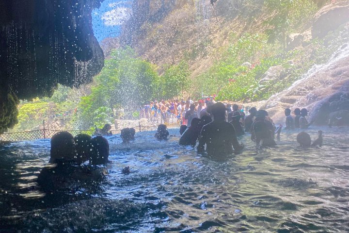 Explora las impresionantes Grutas de Tolantongo, aguas termales y cascadas en un tour grupal, foto 29 | wizardtrip