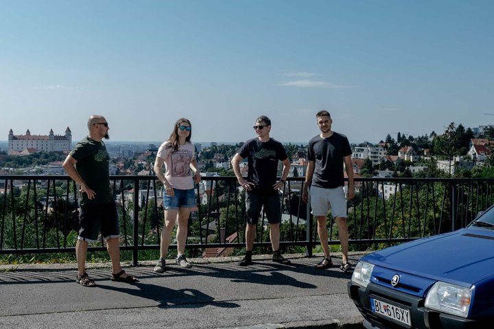 Ontdek het communistische verleden en de architectuur van Bratislava tijdens een privé-tour in een retro-auto, foto 14 | wizardtrip