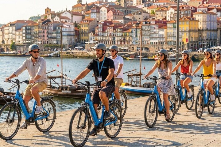 Visite en vélo électrique à travers les rues historiques de Porto et le long du fleuve Douro, photo 6 | wizardtrip