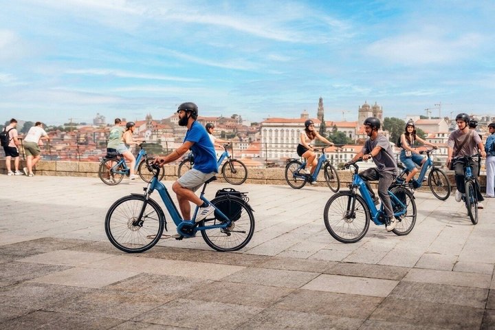 Visite en vélo électrique à travers les rues historiques de Porto et le long du fleuve Douro, photo 11 | wizardtrip