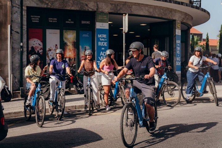 Visite en vélo électrique à travers les rues historiques de Porto et le long du fleuve Douro, photo 13 | wizardtrip