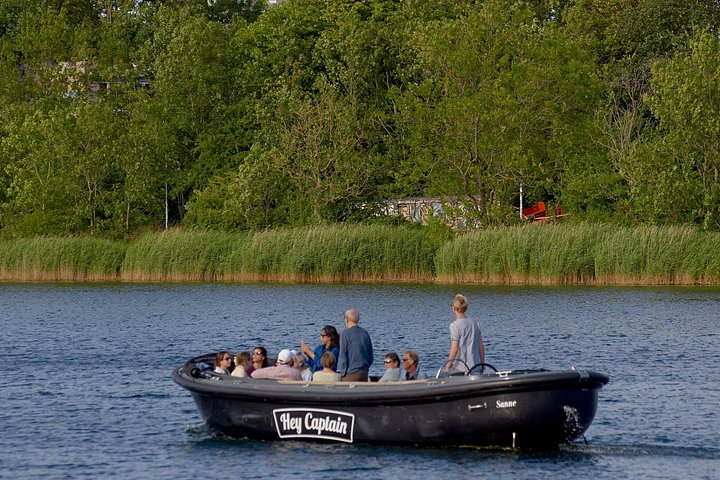 Social sailing tour exploring Copenhagen's canals, harbor, and landmarks, photo 7 | wizardtrip