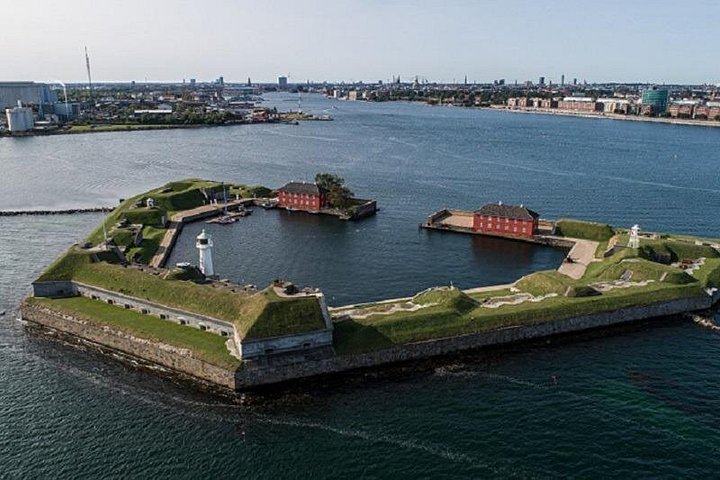 Social sailing tour exploring Copenhagen's canals, harbor, and landmarks, photo 21 | wizardtrip