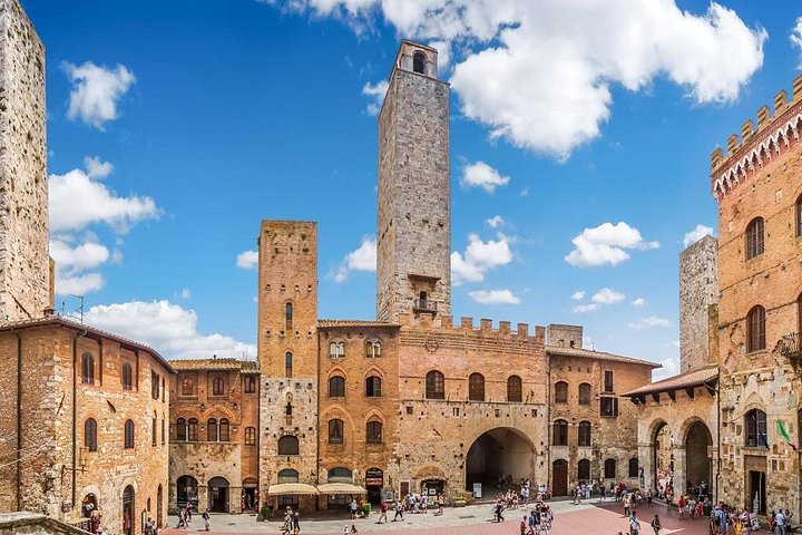 Excursão guiada de um dia inteiro pela Toscana a partir de Florença, visitando Pisa, San Gimignano e Siena com prova de vinhos, foto 17 | wizardtrip