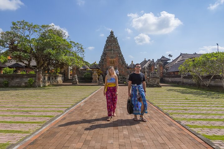 Private tour exploring Ubud's highlights including rice terraces, waterfalls, and monkey forest in Bali, photo 8 | wizardtrip