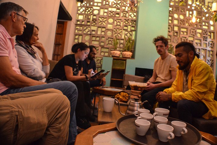 Passeio a pé por Bogotá em La Candelaria, explorando história, cultura e arte de rua, foto 17 | wizardtrip