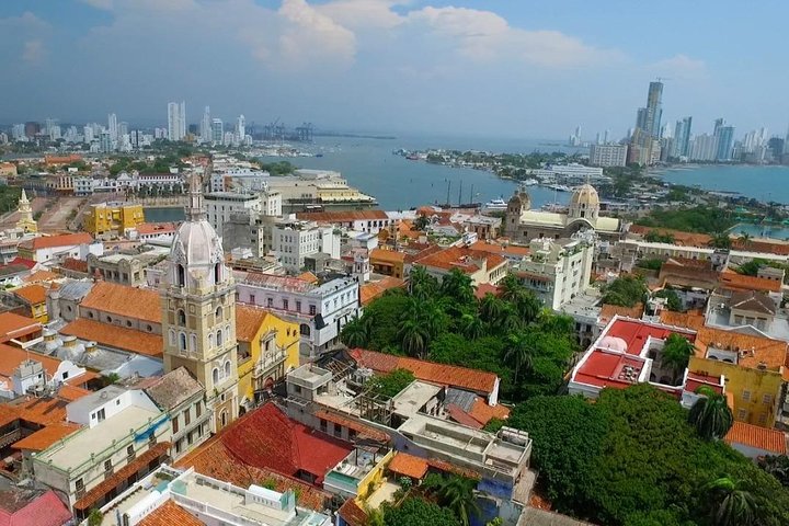 Visite de la ville fortifiée, du château San Felipe et du couvent La Popa à Carthagène | wizardtrip