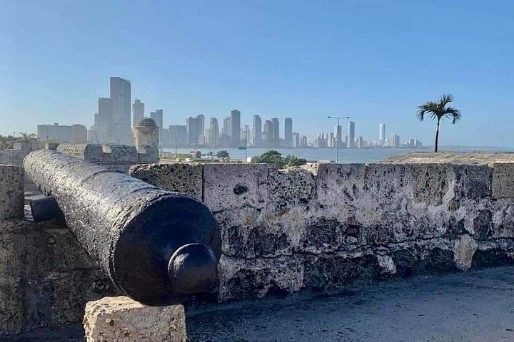 Cartagena byrundtur med den befestede byen, San Felipe-slottet og Getsemani, foto 6 | wizardtrip