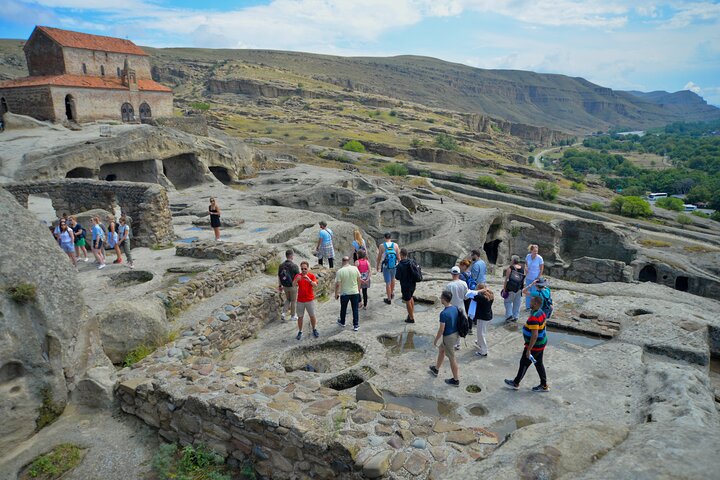 Explorez les sites historiques de la Géorgie, dont la cité troglodytique d'Uplistsikhe, Gori et Mtskheta, photo 9 | wizardtrip
