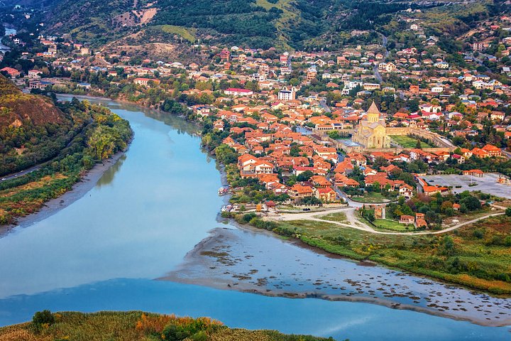 Explorez les sites historiques de la Géorgie, dont la cité troglodytique d'Uplistsikhe, Gori et Mtskheta, photo 18 | wizardtrip