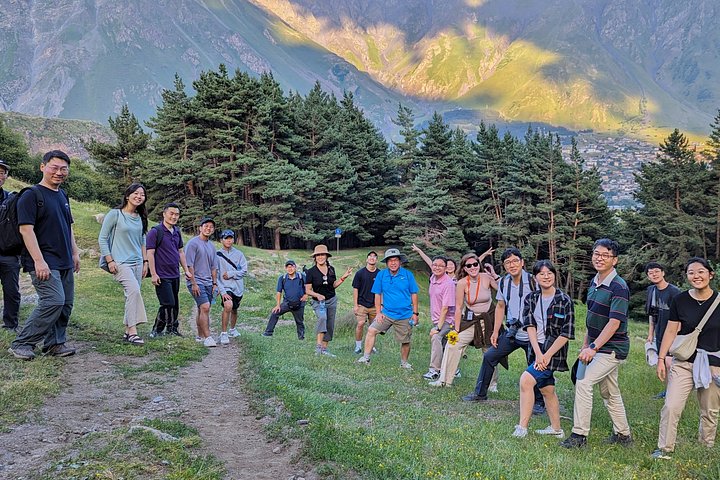 ジョージアのグダウリとカズベギへの景色の良い日帰り旅行。山、要塞、教会が含まれます、写真14 | wizardtrip