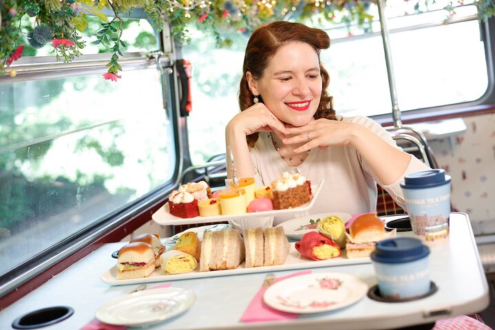 Afternoon Tea Bus Tour in Dublin | wizardtrip