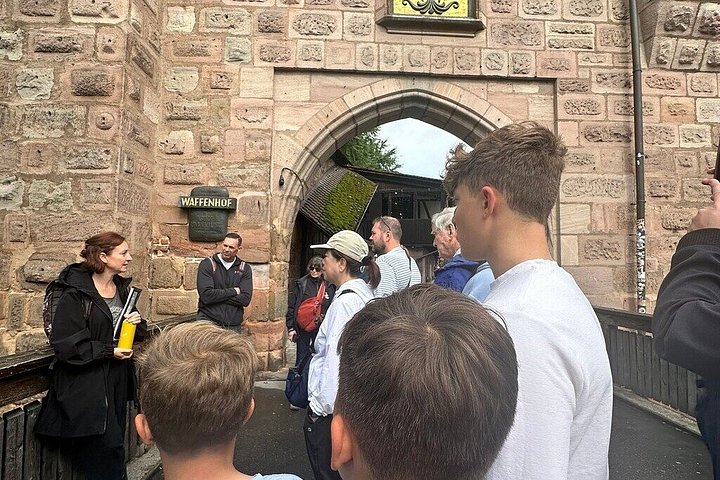 Explorez la vieille ville historique de Nuremberg et les terrains de rassemblement nazis lors d'une visite guidée à pied, photo 9 | wizardtrip