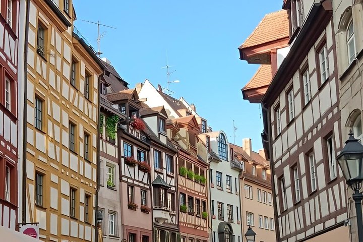 Explorez la vieille ville historique de Nuremberg et les terrains de rassemblement nazis lors d'une visite guidée à pied, photo 10 | wizardtrip