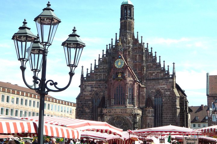 Explorez la vieille ville historique de Nuremberg et les terrains de rassemblement nazis lors d'une visite guidée à pied, photo 11 | wizardtrip