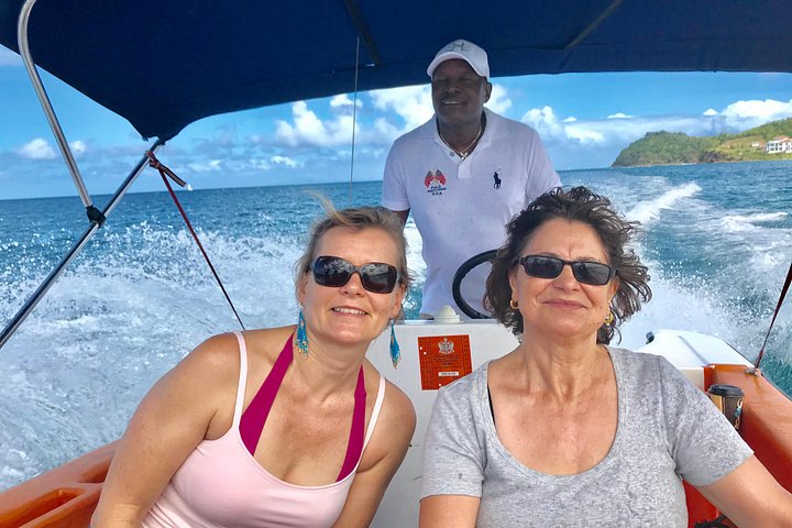 Privé speedboottocht langs de kust van St. Lucia naar Soufriere en de Pitons, met snorkelen en optionele excursies, foto 18 | wizardtrip