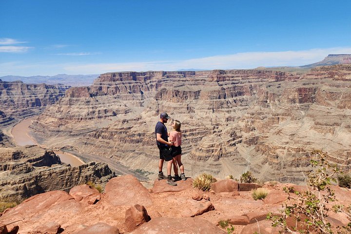 Tour di un'intera giornata al Grand Canyon West da Las Vegas, con viste iconiche e Skywalk opzionale, foto 34 | wizardtrip