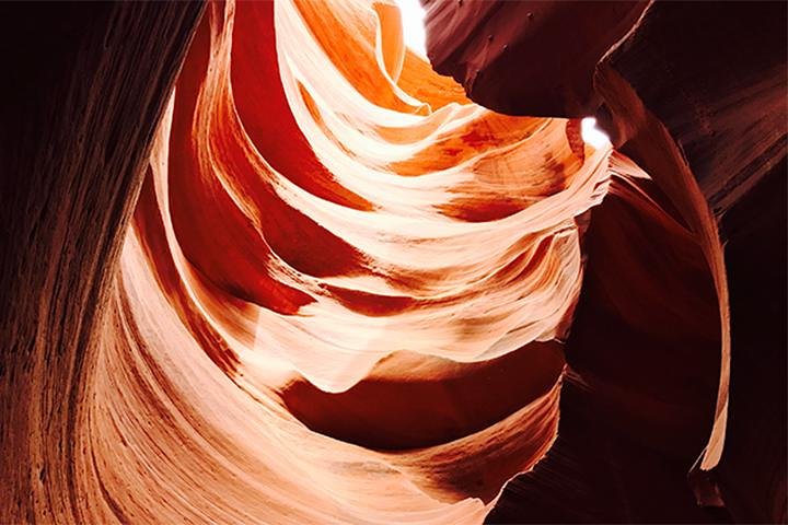 Verken de gevormde zandsteenwanden van Lower Antelope Canyon met een Navajo-gids in Page, Arizona, foto 8 | wizardtrip