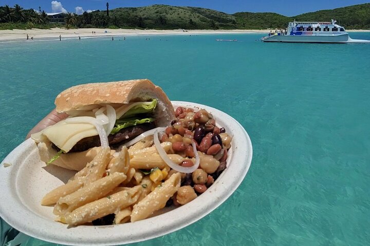 Katamaransegling till Culebras stränder, Puerto Rico, med vattensporter och avkoppling, foto 9 | wizardtrip