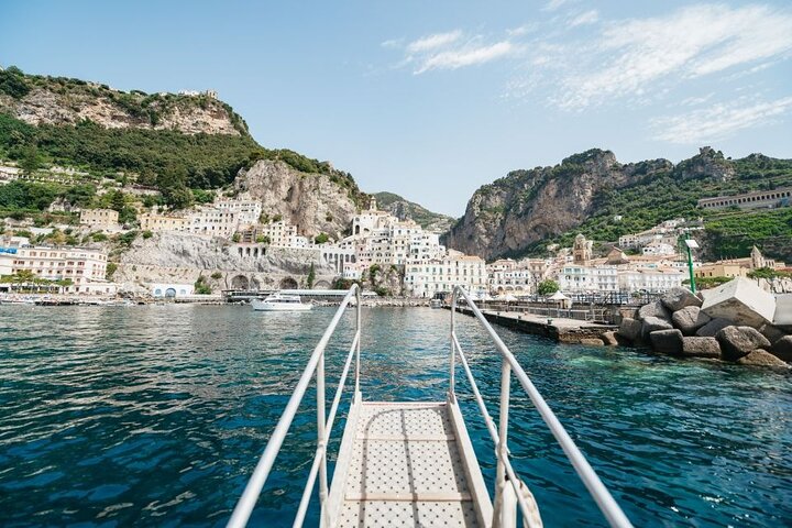 Schilderachtige boottocht langs de Amalfikust, bezoek aan Amalfi en Positano vanuit Sorrento, foto 13 | wizardtrip