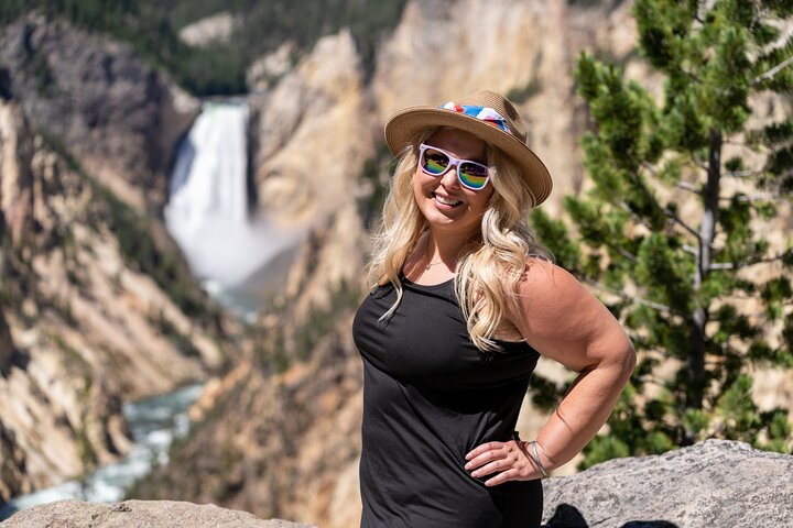 Excursion en petit groupe explorant les geysers, les cascades et la faune de Yellowstone près de Jackson, USA, photo 32 | wizardtrip