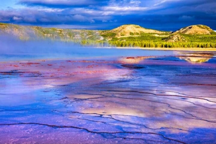 Excursion en petit groupe explorant les geysers, les cascades et la faune de Yellowstone près de Jackson, USA, photo 40 | wizardtrip
