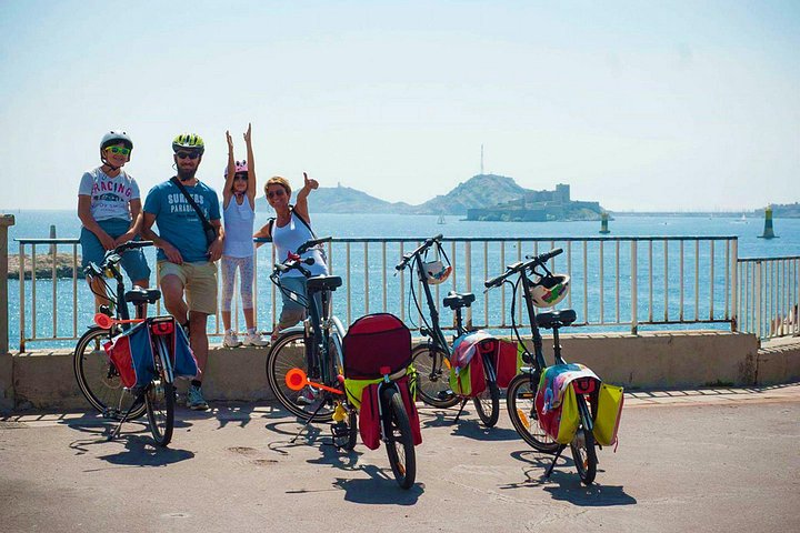 Elcykeltur i Marseilles historiske havn, vartegn og middelhavskyst, foto 12 | wizardtrip