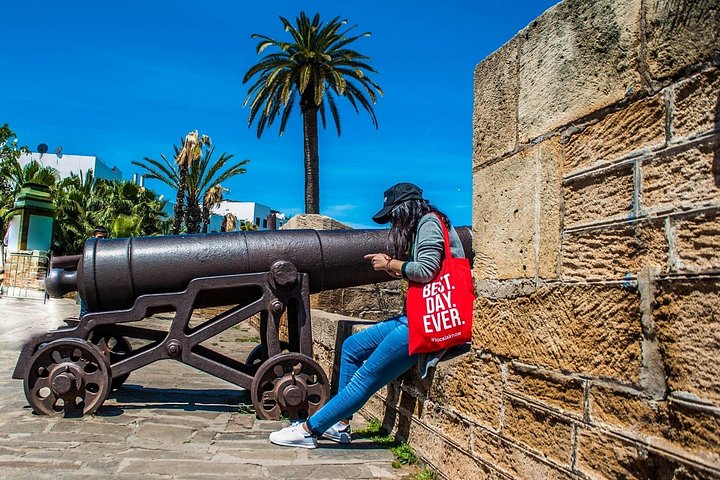 Découvrez la médina animée de Casablanca, le quartier historique des Habous et les sites emblématiques lors de cette visite guidée de la ville, photo 7 | wizardtrip