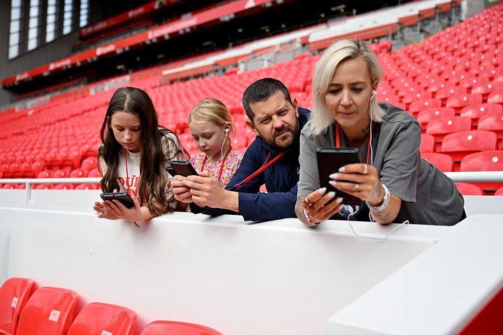 Behind-the-scenes tour of Anfield Stadium and the LFC Museum in Liverpool, photo 10 | wizardtrip
