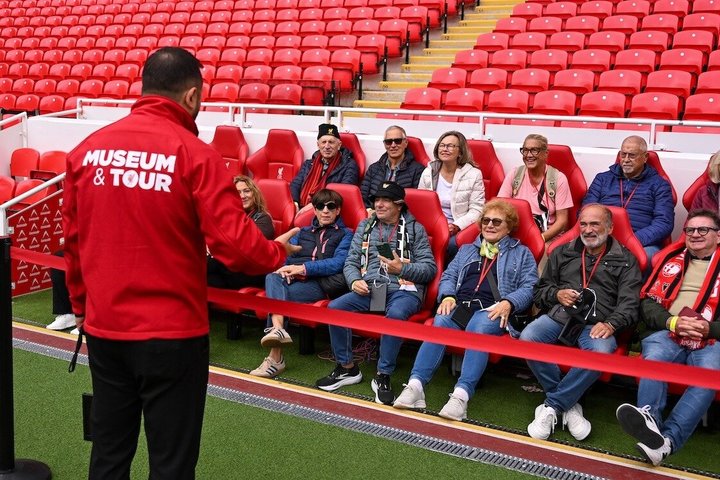 Behind-the-scenes tour of Anfield Stadium and the LFC Museum in Liverpool, photo 19 | wizardtrip