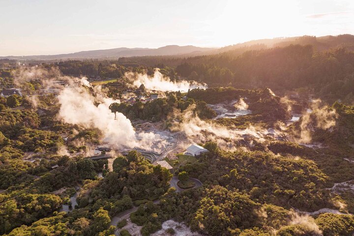 Te Puia: Te Rā Geführte Tour | wizardtrip