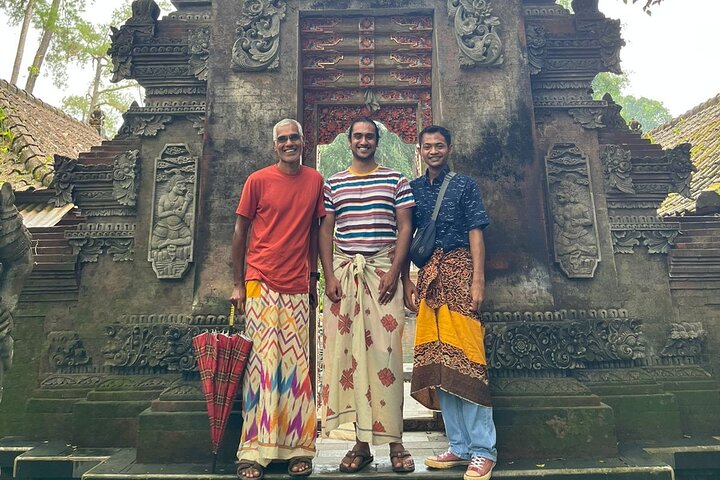Privé rondleiding door Ubud's Apenbos, Tegalalang Rijstterrassen, Bali Swing, vulkaan Batur, warmwaterbronnen, Tirta Empul Tempel en Tegenungan Waterval, foto 29 | wizardtrip