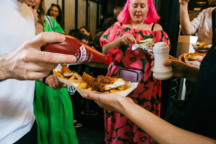 London: Borough Market and London Bridge Food Tour | wizardtrip