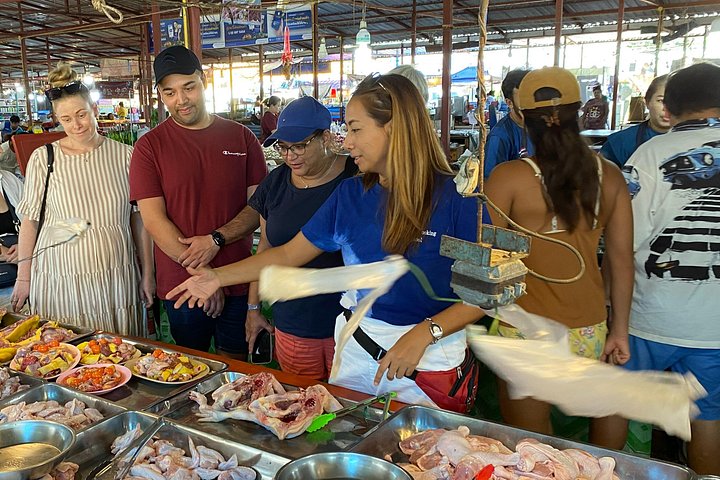 Leer authentiek Thais koken van een gevierde chef-kok in een prachtige tuinkeuken in Khao Lak, foto 25 | wizardtrip