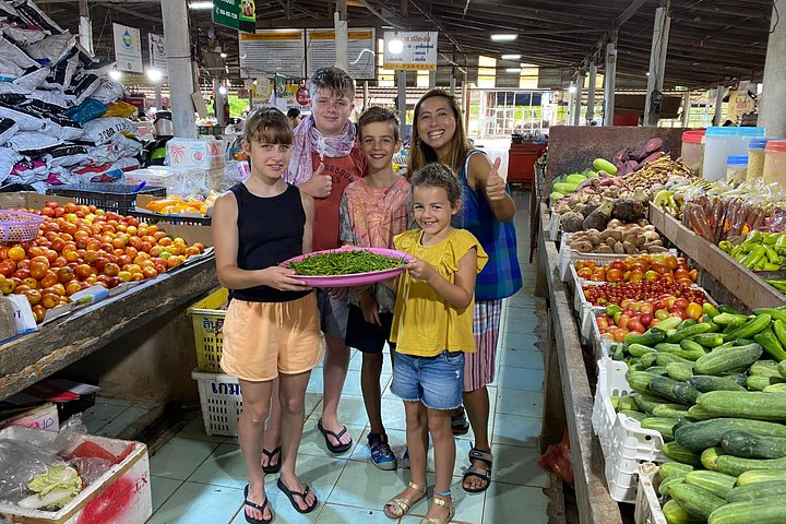 Leer authentiek Thais koken van een gevierde chef-kok in een prachtige tuinkeuken in Khao Lak, foto 27 | wizardtrip